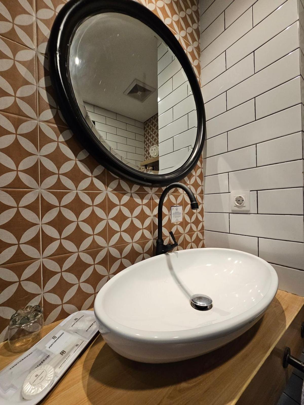 Hotel Fortunagrande Джембер Екстер'єр фото